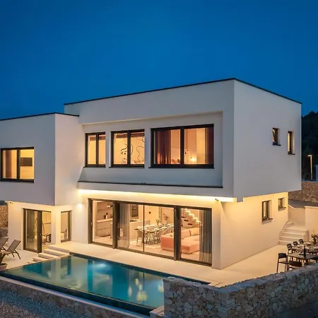 Ponti Zadarvillas *